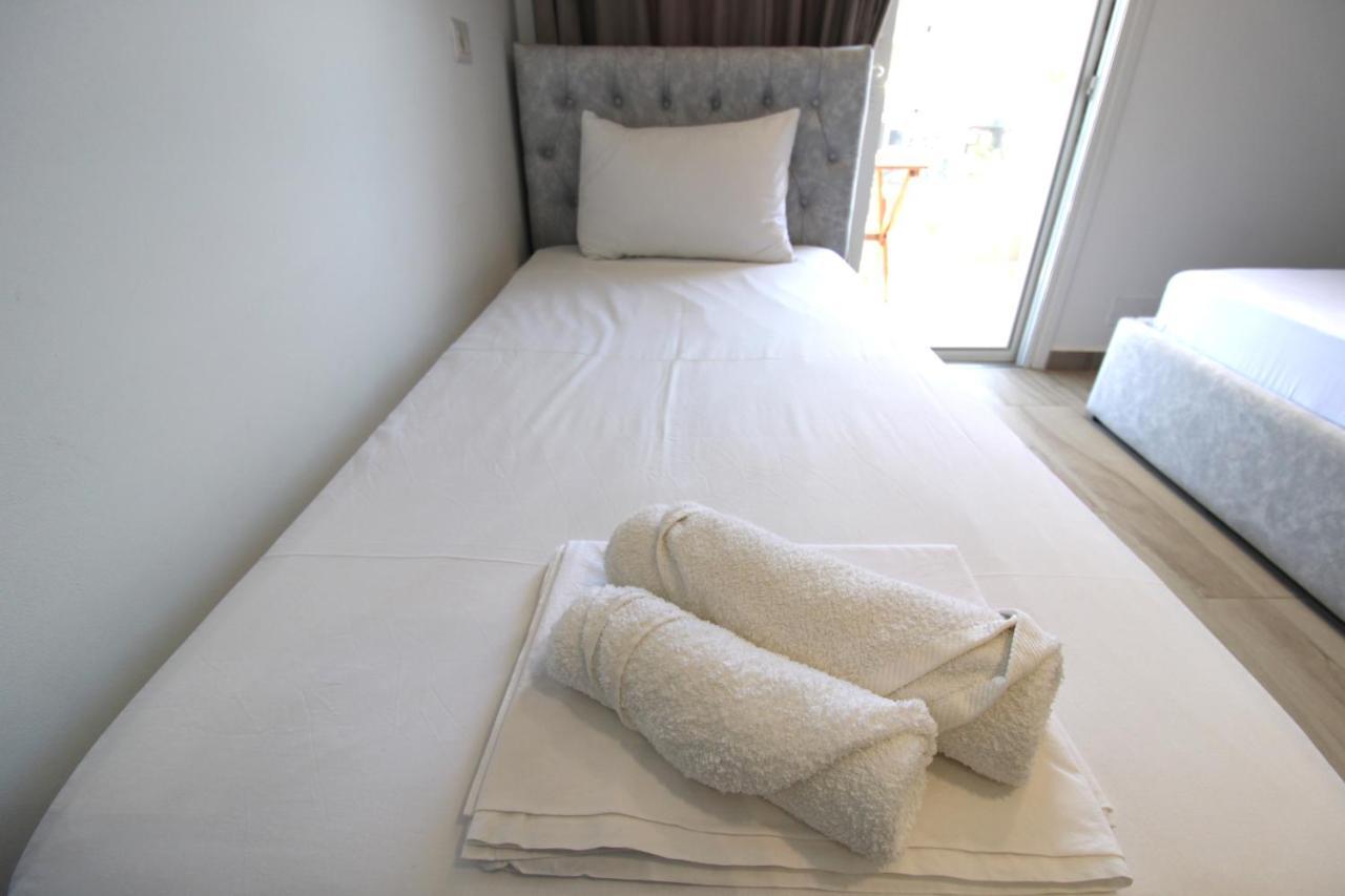 Hotel Bega Ksamil Eksteriør billede